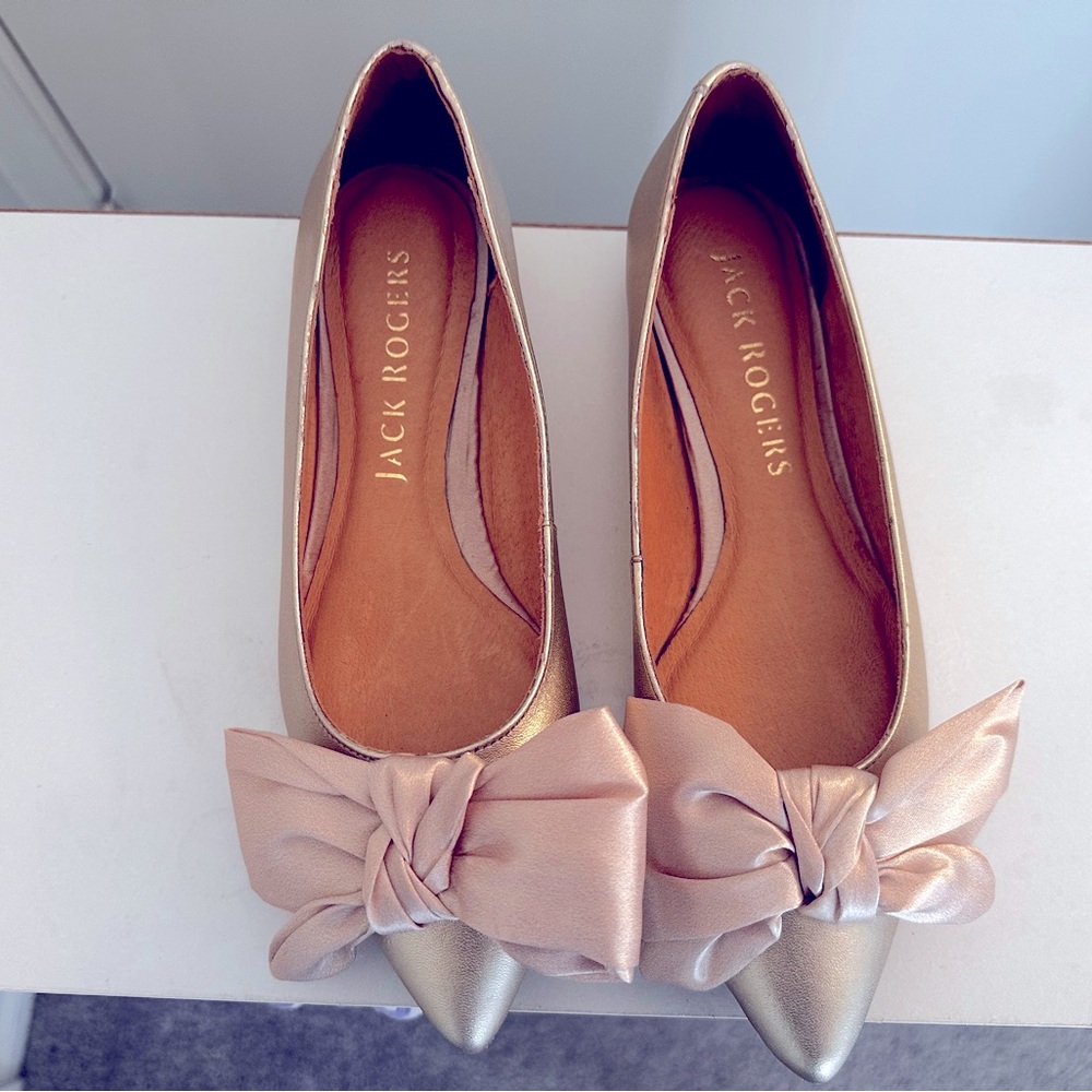 Gold Jack Rogers Heidi flats with gold bow size 6